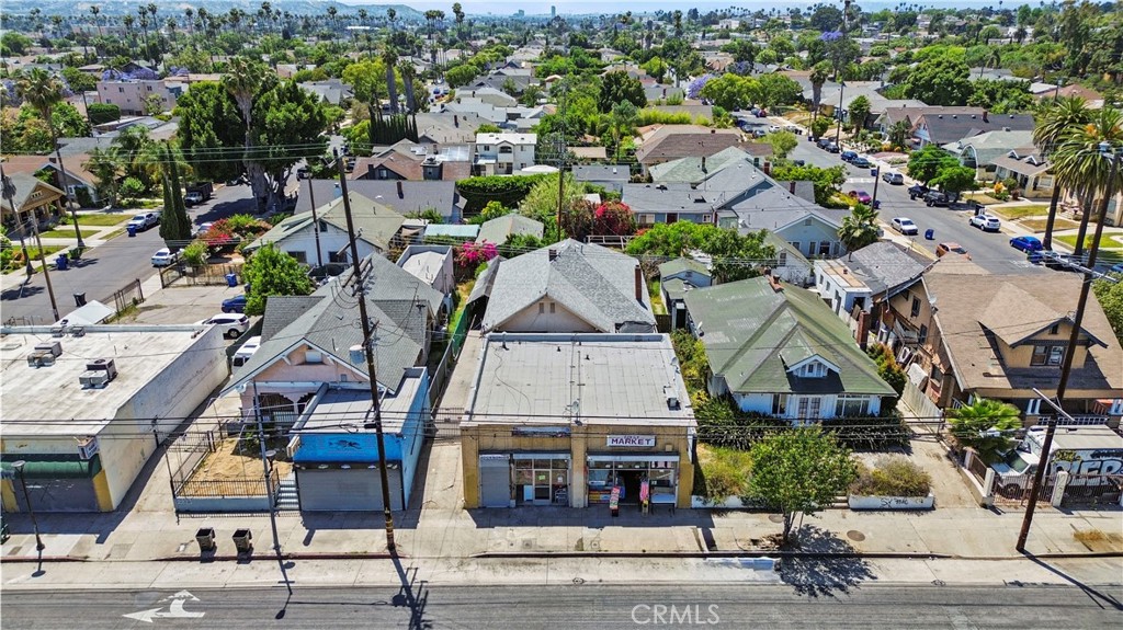 2815 S Western Avenue Property Photo