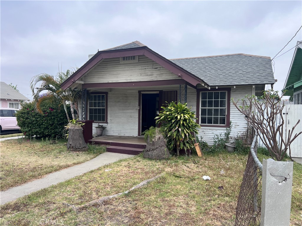 1903 E 59th Street Property Photo 1