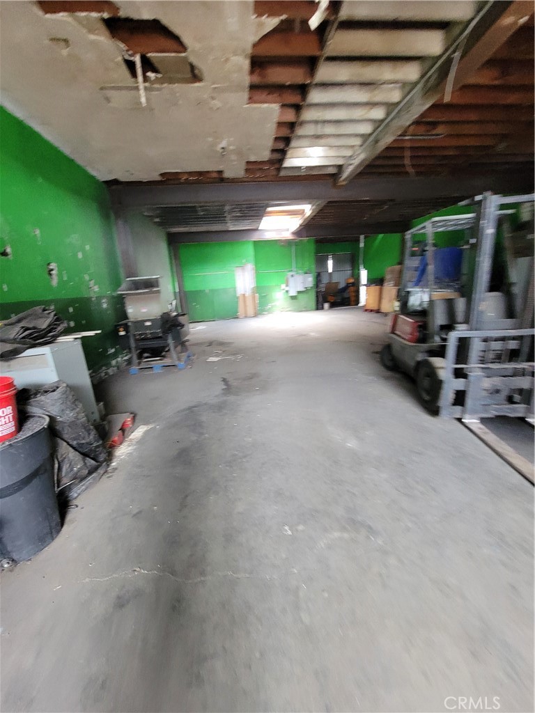 5739 Long Beach Avenue Property Photo 12