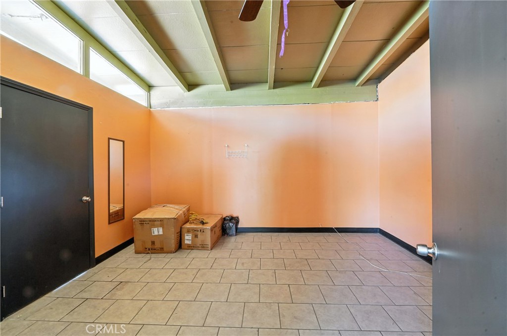 5236 Pomona Boulevard Property Photo 13