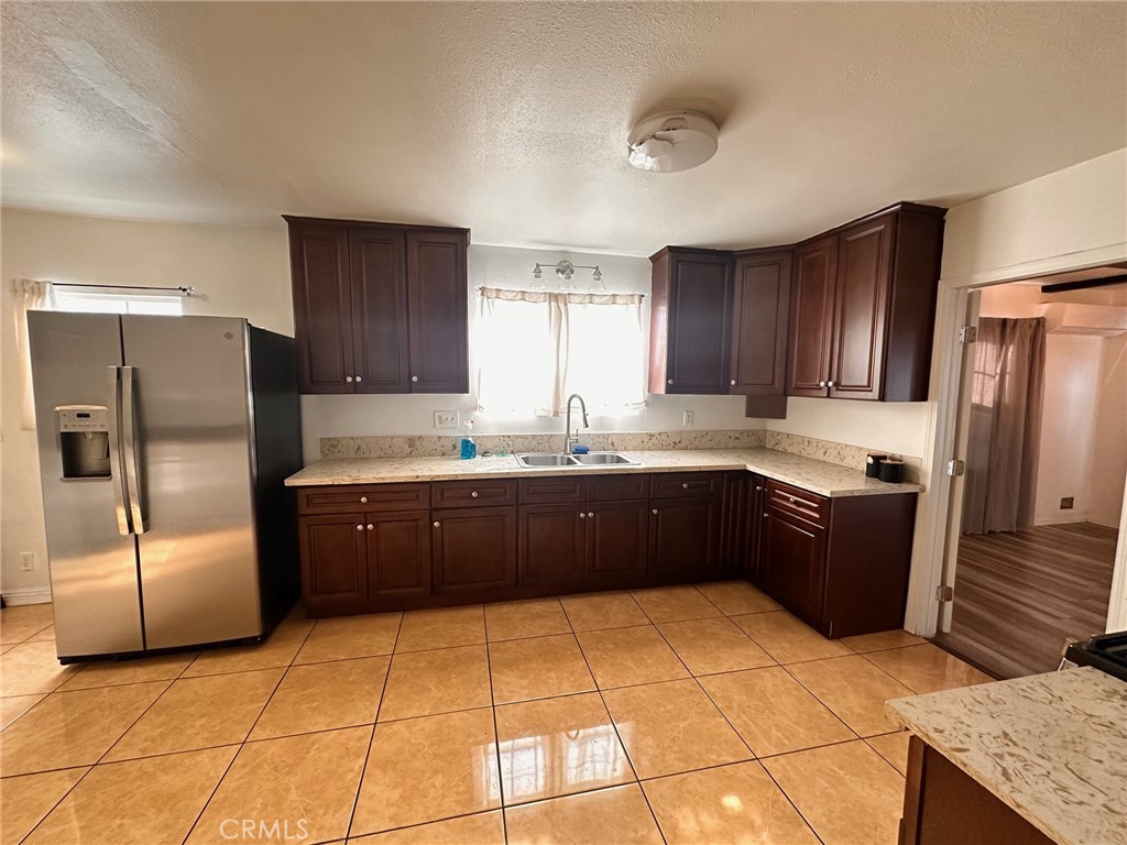 3208 W 74th Street Property Photo 7