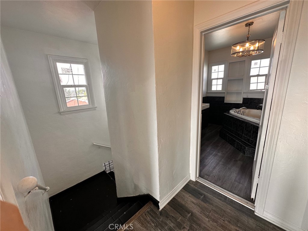 3208 W 74th Street Property Photo 39