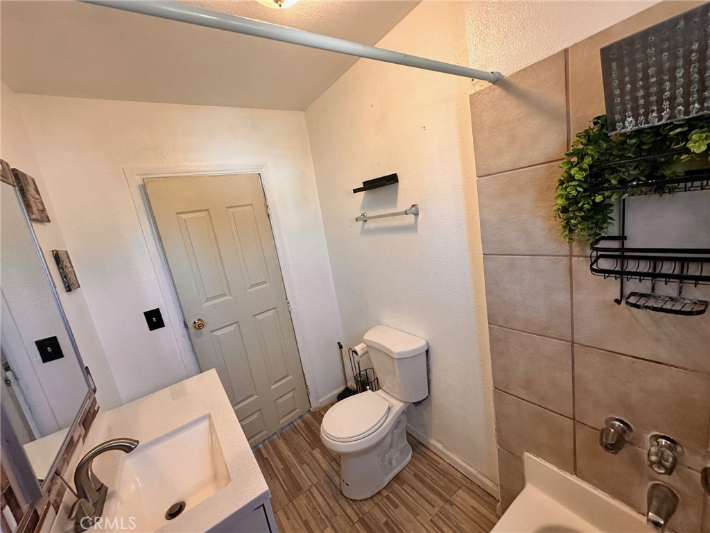 3208 W 74th Street Property Photo 42