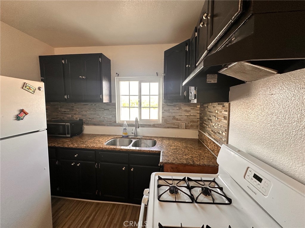 3208 W 74th Street Property Photo 47
