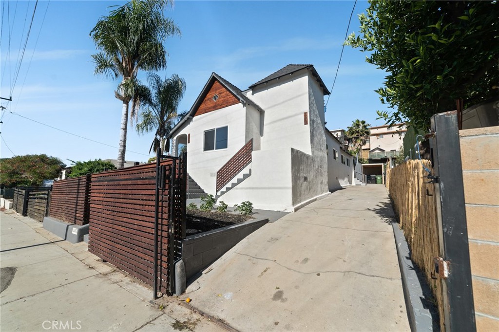 3361 City Terrace Drive Property Photo 1