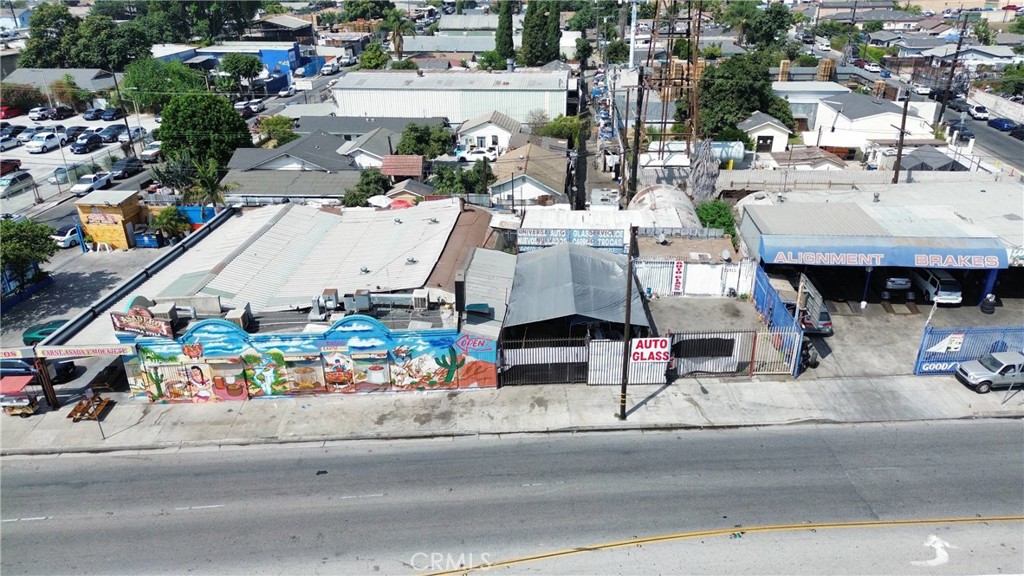 12415 S Alameda Street Property Photo 1