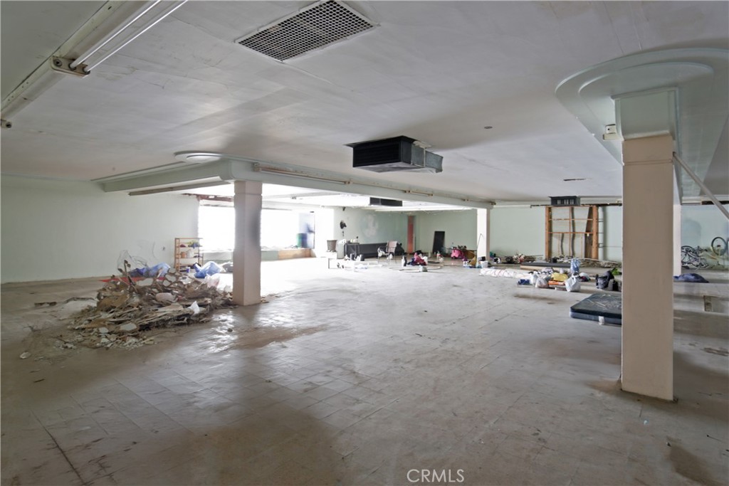 8218 Firestone Boulevard Property Photo 11