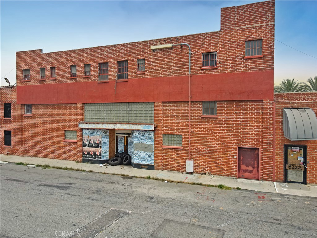 8218 Firestone Boulevard Property Photo 15