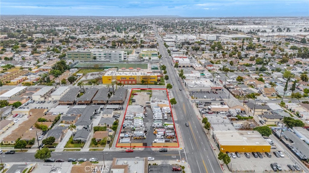 3916 3930 Gage Avenue Property Photo 16