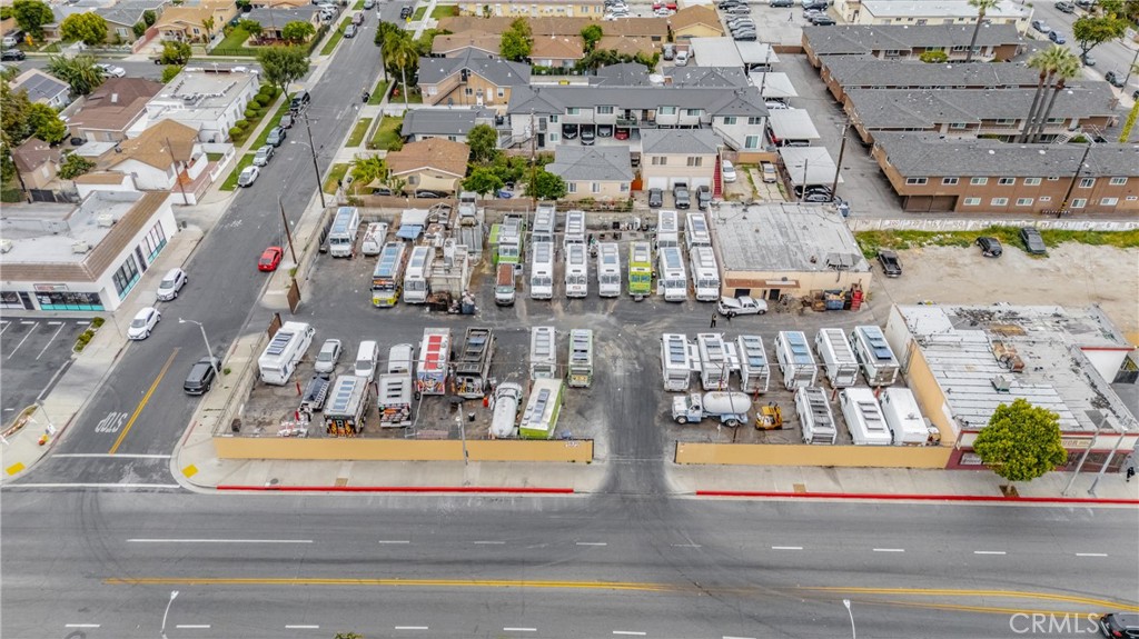 3916 3930 Gage Avenue Property Photo 18