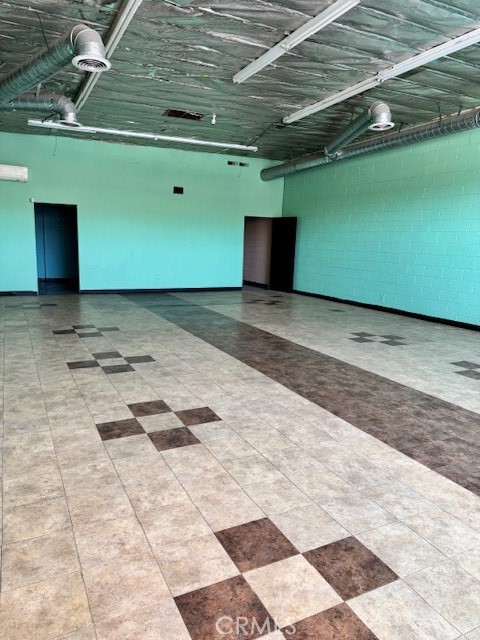 2459 W Whittier Boulevard Property Photo 4