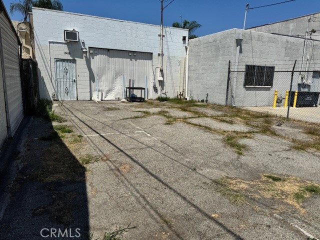 2459 W Whittier Boulevard Property Photo 5