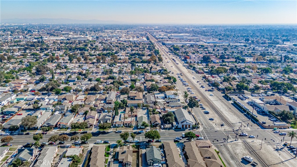 8464 California Avenue Property Photo 47