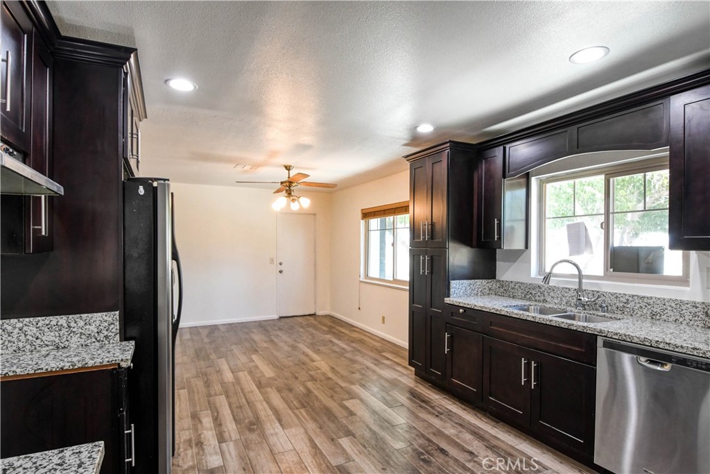 18635 Verano Street Property Photo 1