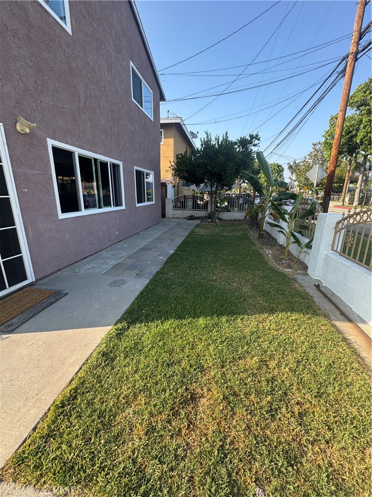 6831 Toler Avenue B Property Photo 1