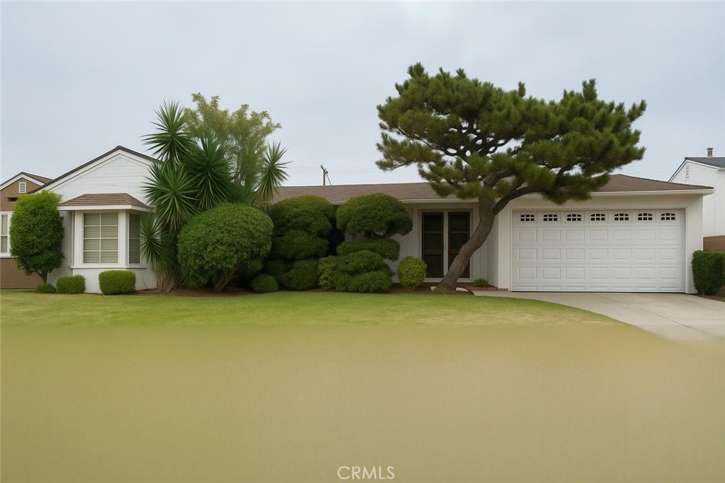 8900 S 4th Ave Property Photo 1