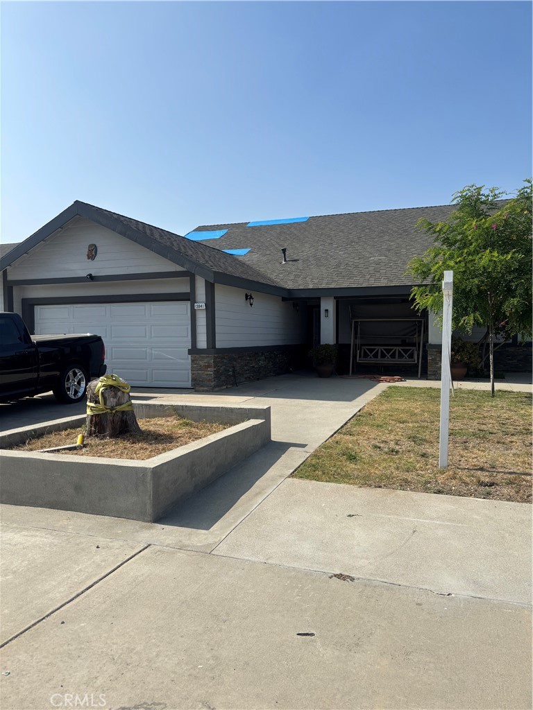 13841 Cobblestone Court Property Photo 1