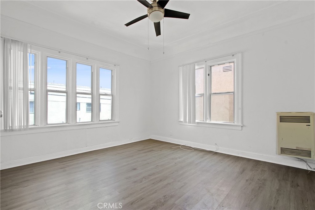 4215 S Kansas Avenue Property Photo 3