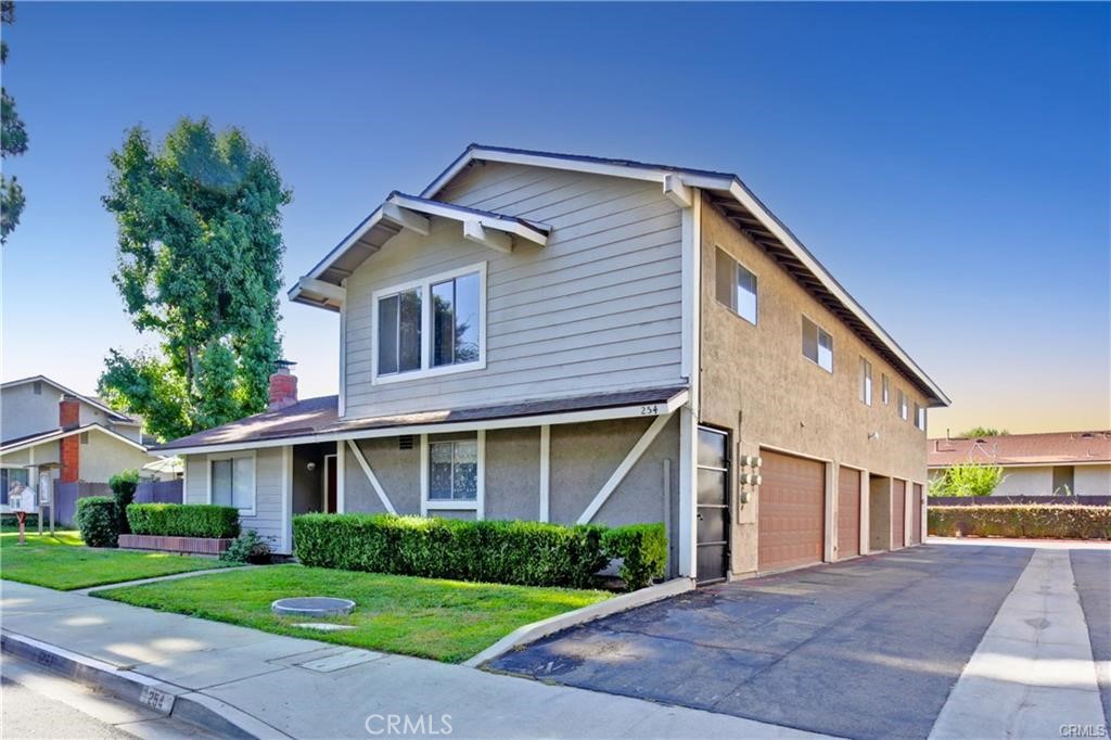 254 W Grove Street 4 Property Photo 1