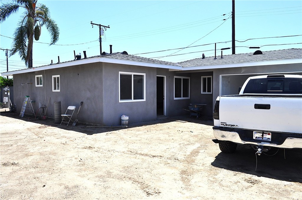 4038 Lynd Avenue Property Photo 1
