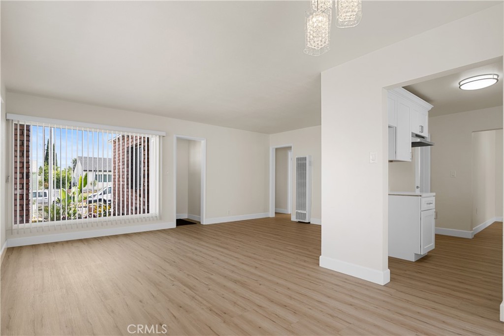 2408 W Corydon Street Property Photo 6
