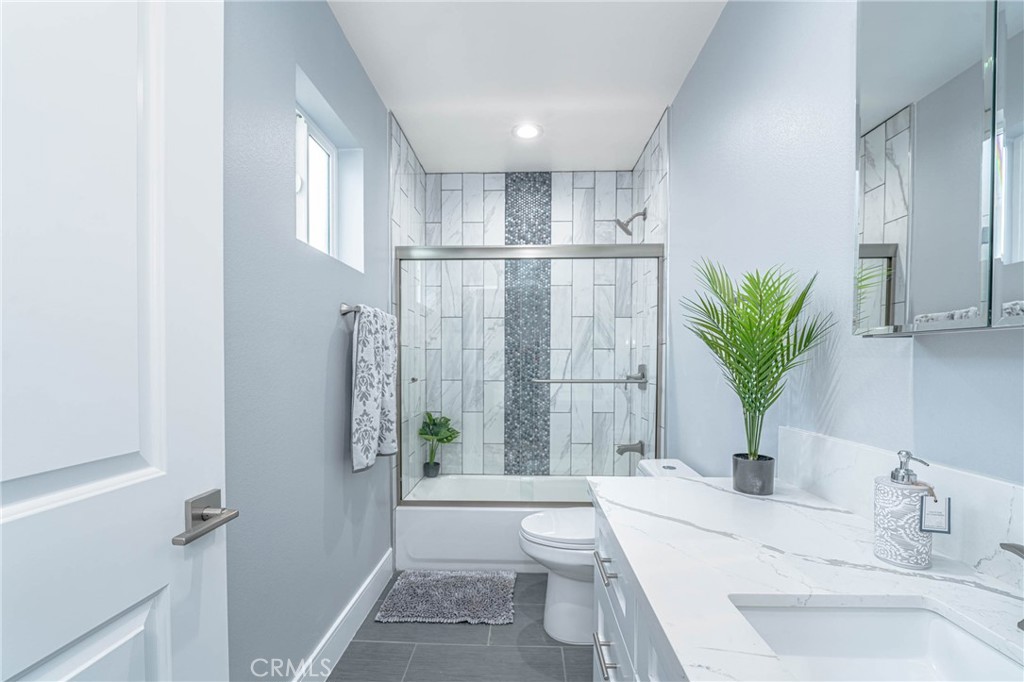 232 E Gage Avenue A Property Photo 14