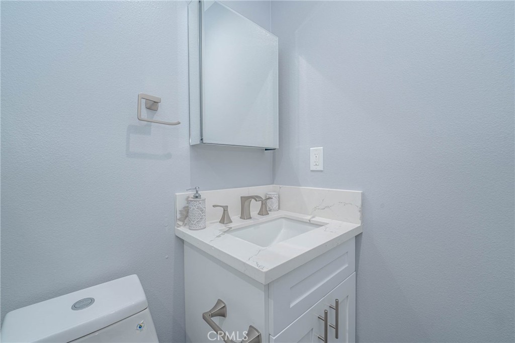 232 E Gage Avenue A Property Photo 24