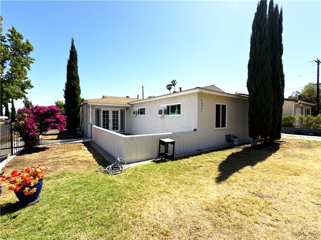 851 Amador Avenue Property Photo 1