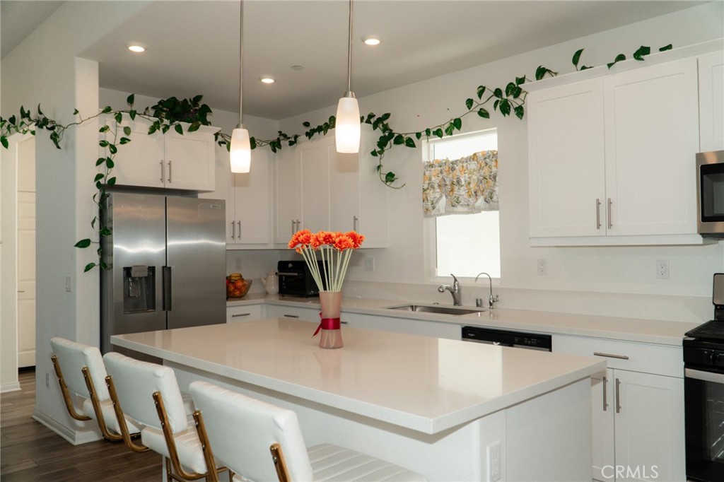 365 Huntington Court Property Photo 6