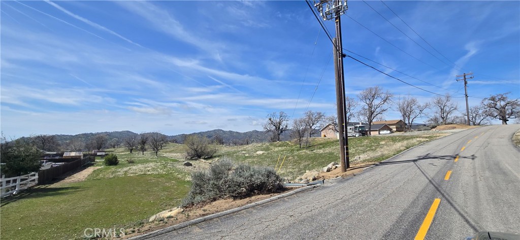 17701 Bold Venture Drive Property Photo 4