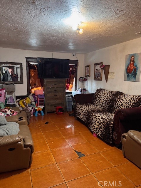 1767 N E Street Property Photo 2