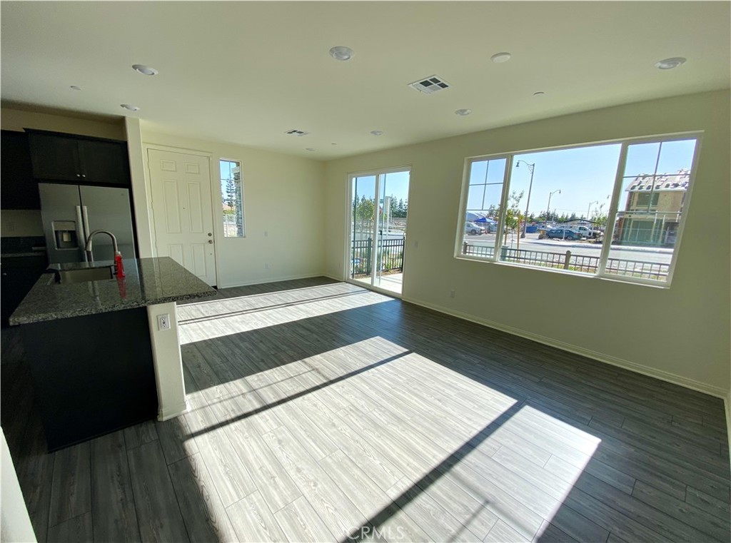 16620 Wyndham Lane 11 Property Photo 5