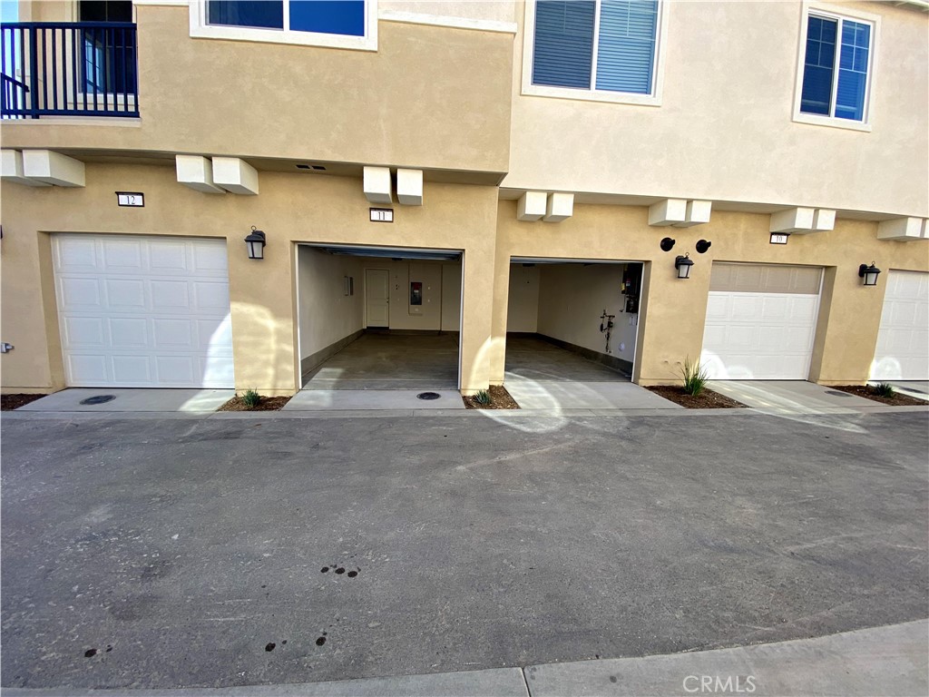 16620 Wyndham Lane 11 Property Photo 9