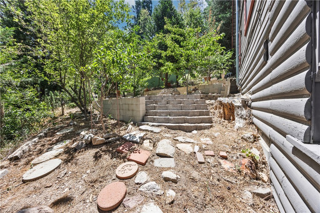 25108 Grand View Drive Property Photo 19