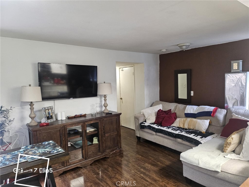 4368 Esmeralda Street Property Photo 6