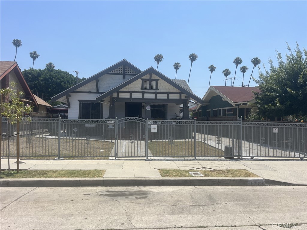 138 N Dillon Street Property Photo 1