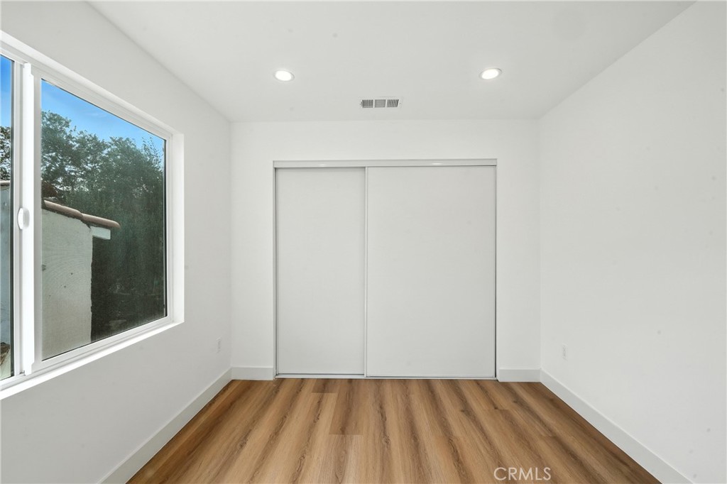 3031 3033 Vineyard Avenue Property Photo 19