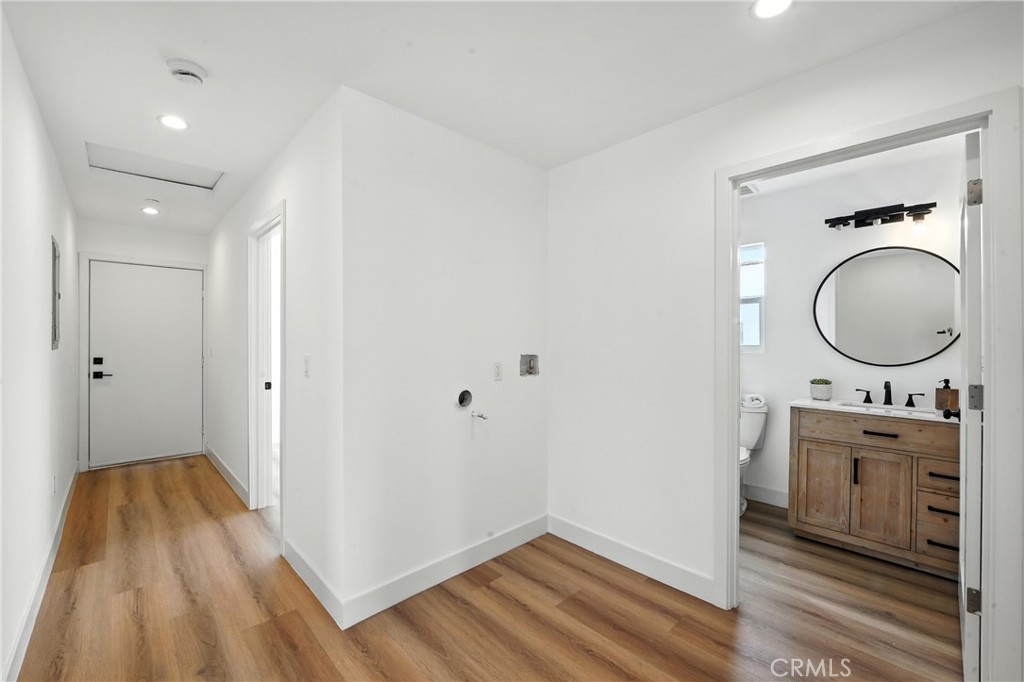 3031 3033 Vineyard Avenue Property Photo 21