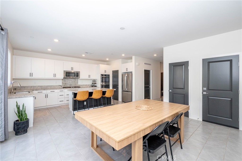 554 Cumberland Road Property Photo 14