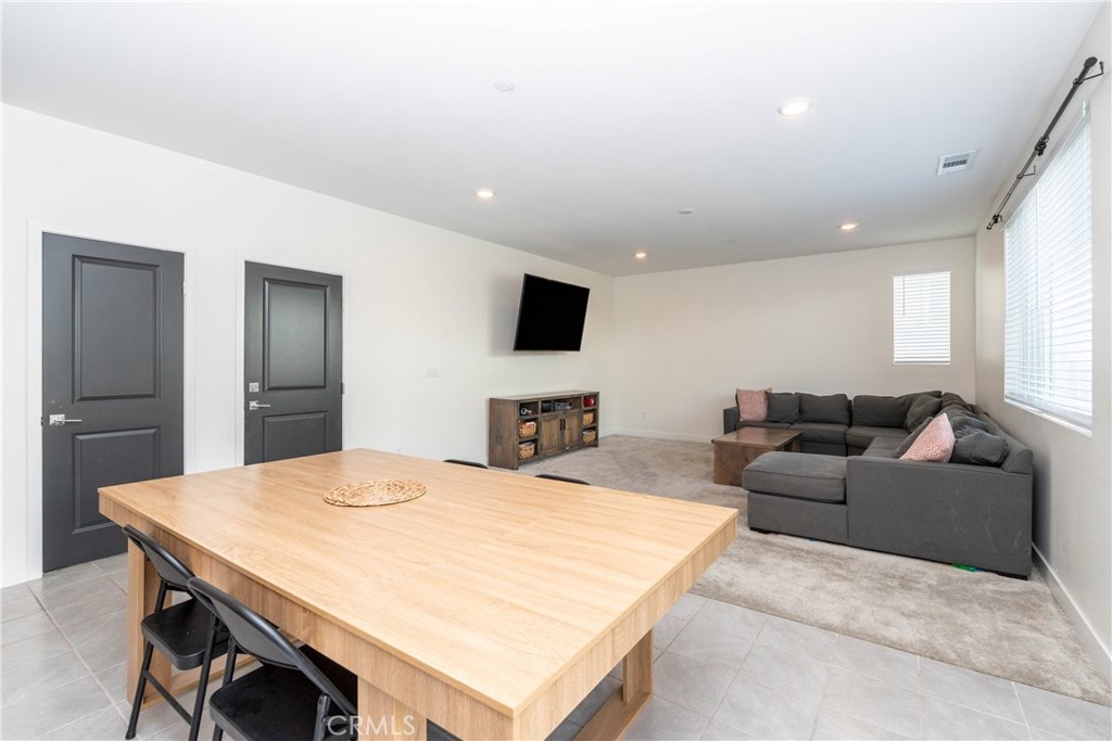 554 Cumberland Road Property Photo 15