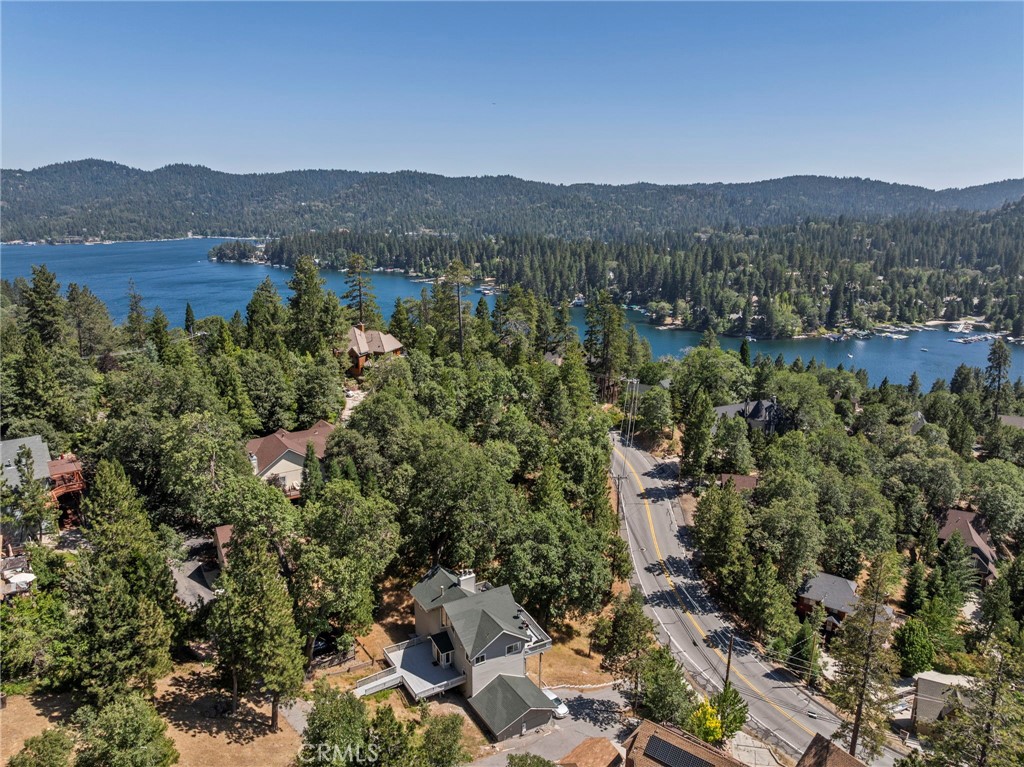 27814 North Bay Road Property Photo 4