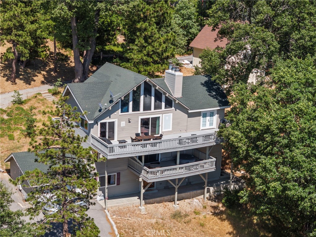 27814 North Bay Road Property Photo 6