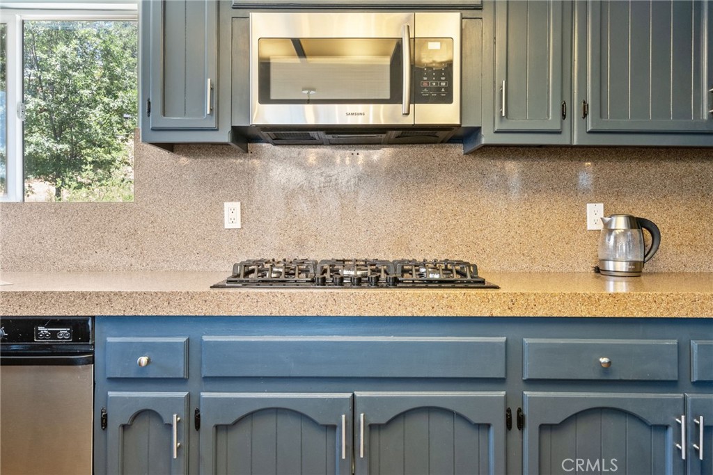 27814 North Bay Road Property Photo 18