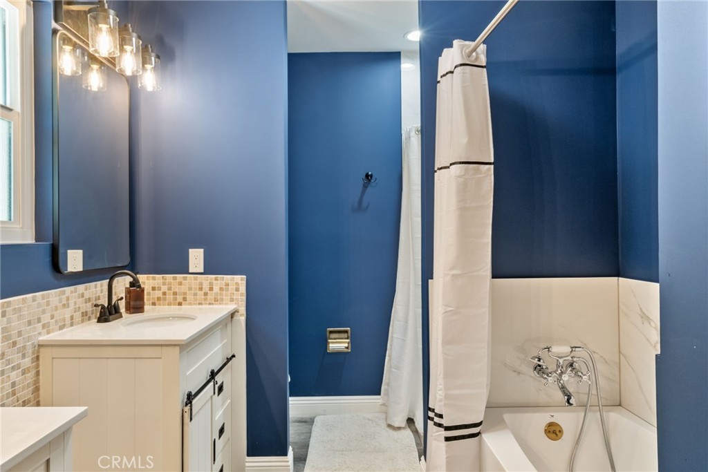27814 North Bay Road Property Photo 30