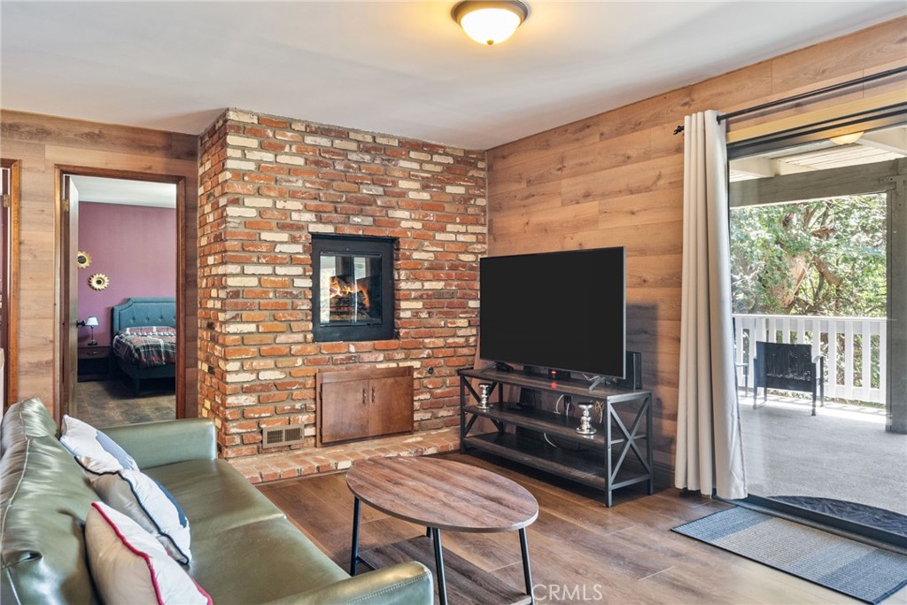 27814 North Bay Road Property Photo 32