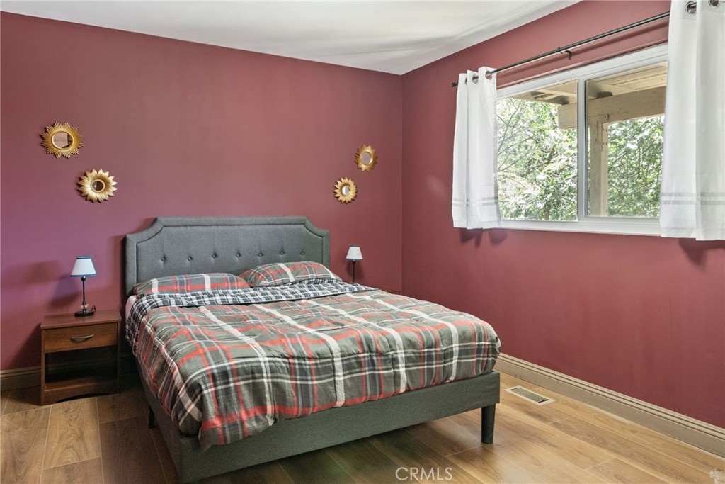 27814 North Bay Road Property Photo 38
