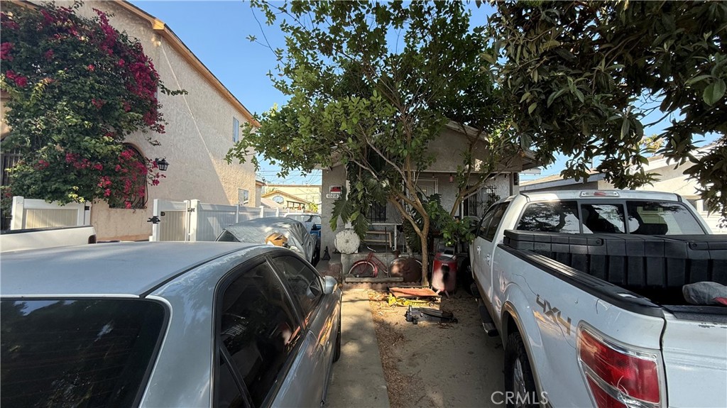 10218 Virginia Avenue