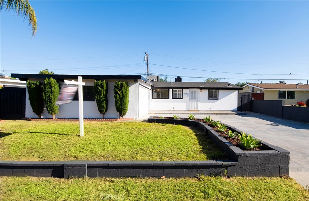 13870 Larwin Road Property Photo 1