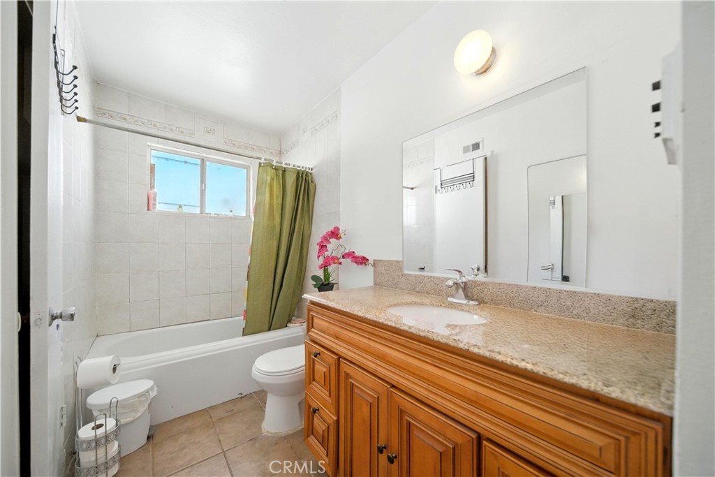 138 Banbridge Avenue Property Photo 32