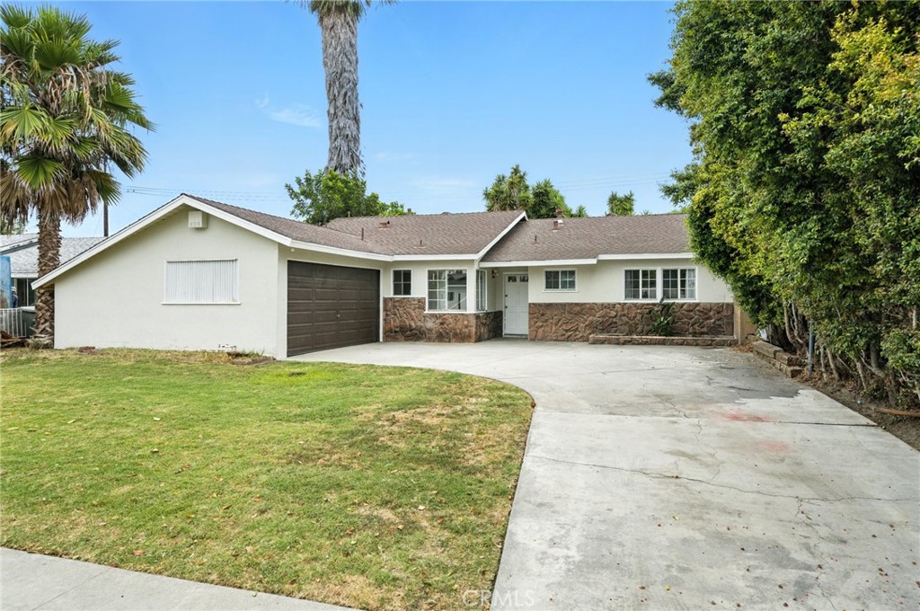 14192 Hope Street Property Photo 1